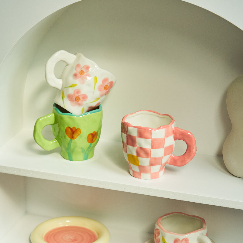 ClassicCheck | Retro Keramische Mok en Schotel Set - Geruit Design