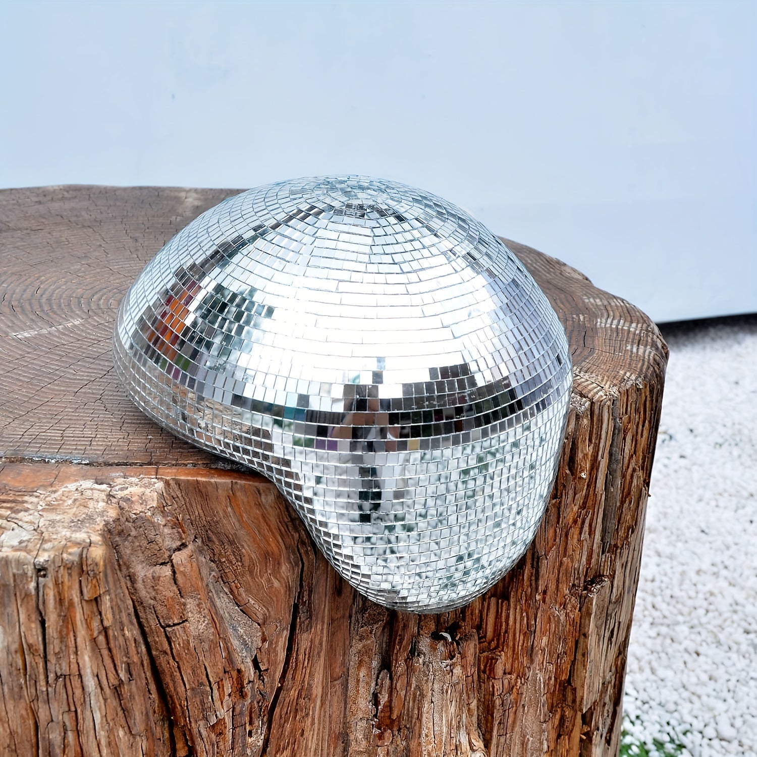 Meltique | Zilverkleurige gesmolten disco bal sculptuur - gespiegeld glas smelten bal, Decoratief Ornament voor in Huis