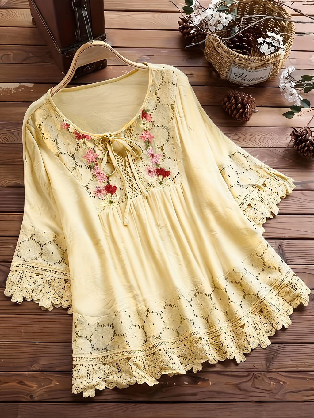 Vayla | Casual kanten damesblouse – Lente-zomerblouse met lange mouwen en patchwork