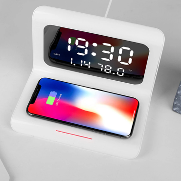 VoltEase | Slimme 3-in-1 draadloze oplader – Snel opladen met 10 W en LED-display