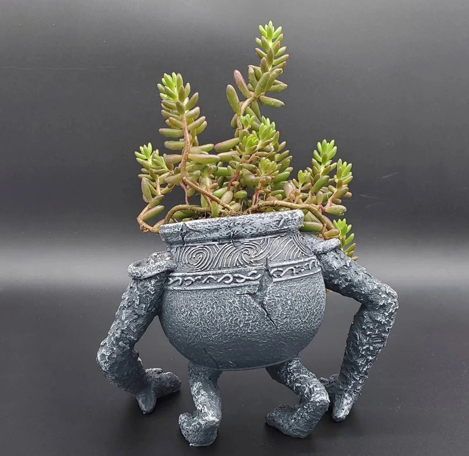 MightyCauldron | Karakter machtige krijger ijzeren vuist pot decor