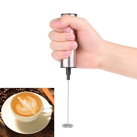 CremaPro | Draagbare elektrische melkopschuimer – snelle handmixer voor koffie, matcha en shakes