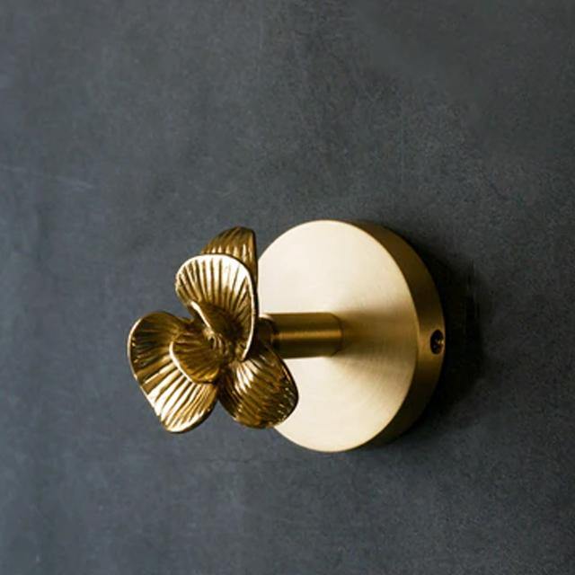WildHang | Messing Animal Kapstokhaken - Decoratieve Muurhaken met Gouden Accent