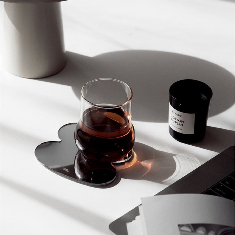 Glimra | Set van spiegelglas onderzetters & decoratieve dienbladen – Modern onregelmatig ontwerp