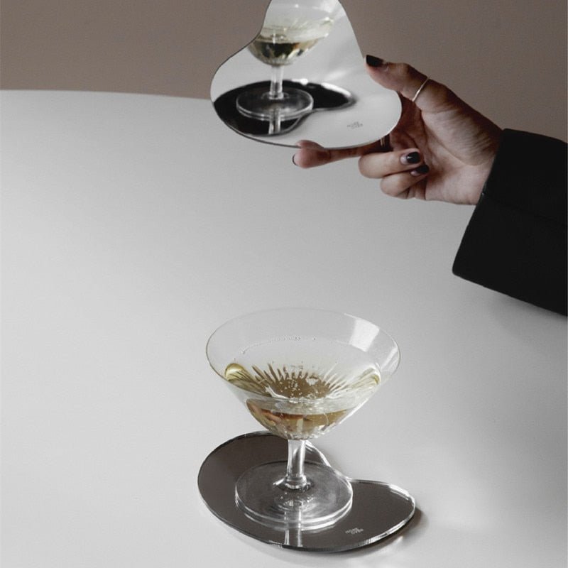 Glimra | Set van spiegelglas onderzetters & decoratieve dienbladen – Modern onregelmatig ontwerp
