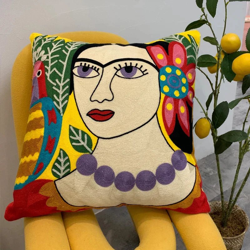 ThreadMuse | Abstract geborduurde kussenhoes, decoratieve kussensloop geïnspireerd door Picasso, zacht katoenen sierkussen voor woonkamer en slaapkamer