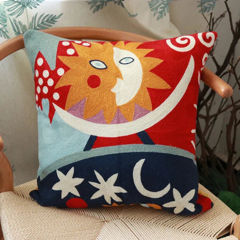 ThreadMuse | Abstract geborduurde kussenhoes, decoratieve kussensloop geïnspireerd door Picasso, zacht katoenen sierkussen voor woonkamer en slaapkamer