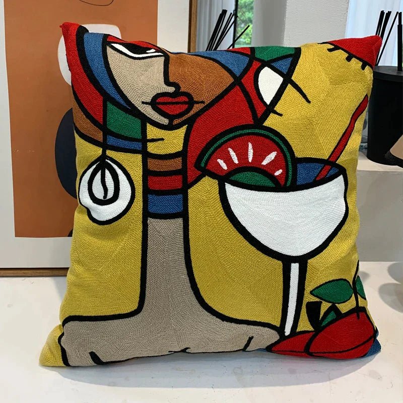 ThreadMuse | Abstract geborduurde kussenhoes, decoratieve kussensloop geïnspireerd door Picasso, zacht katoenen sierkussen voor woonkamer en slaapkamer