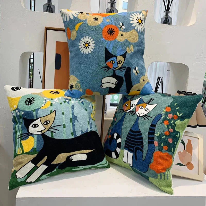 ThreadMuse | Abstract geborduurde kussenhoes, decoratieve kussensloop geïnspireerd door Picasso, zacht katoenen sierkussen voor woonkamer en slaapkamer