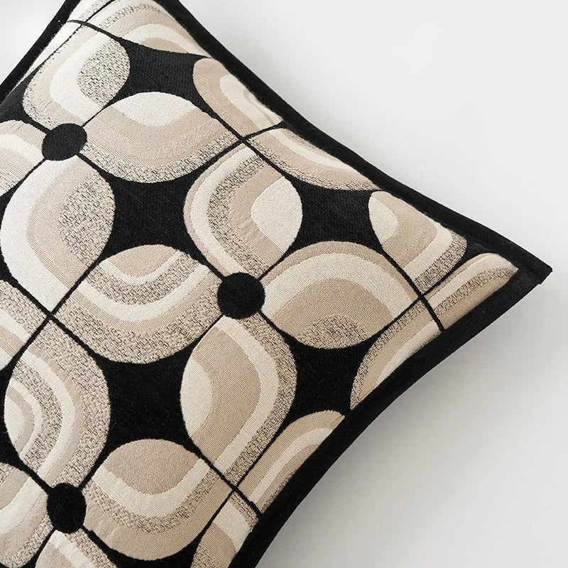 Cushiq | Strakke zwarte geometrische kussenhoes – Moderne decoratieve kussenhoes voor bank
