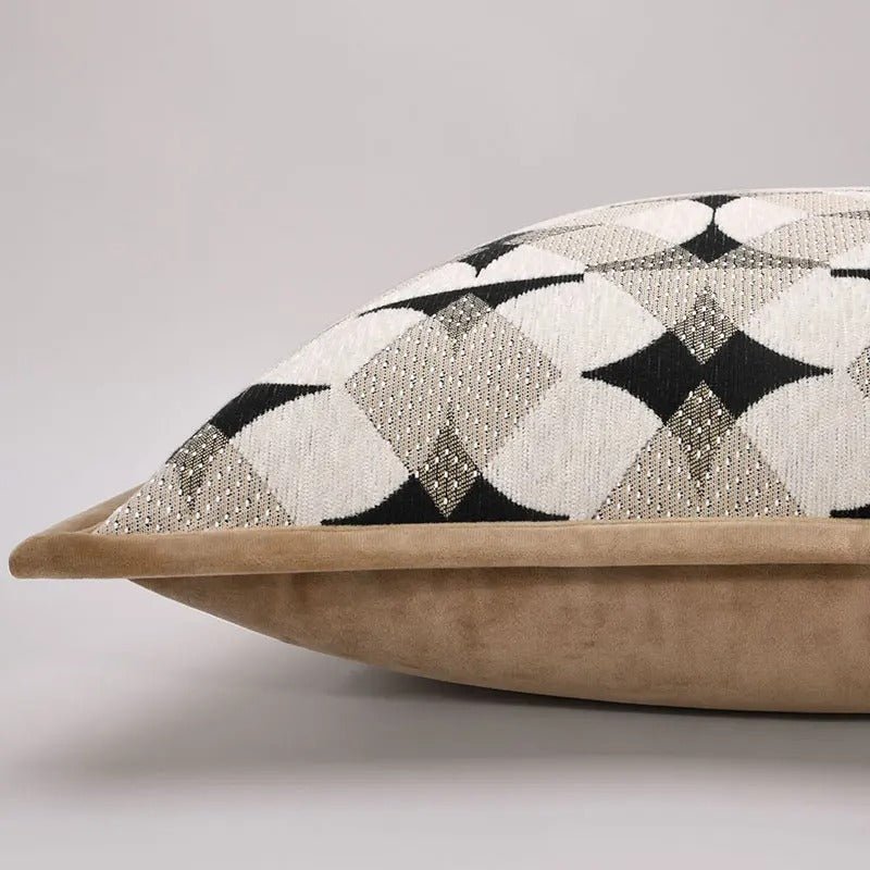 Cushiq | Strakke zwarte geometrische kussenhoes – Moderne decoratieve kussenhoes voor bank