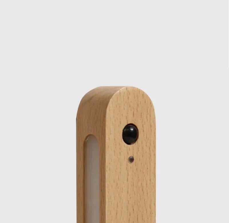 RadiKey | Magnetische houten sleutelhouder met sensor-led, wandgemonteerde organizer voor thuis