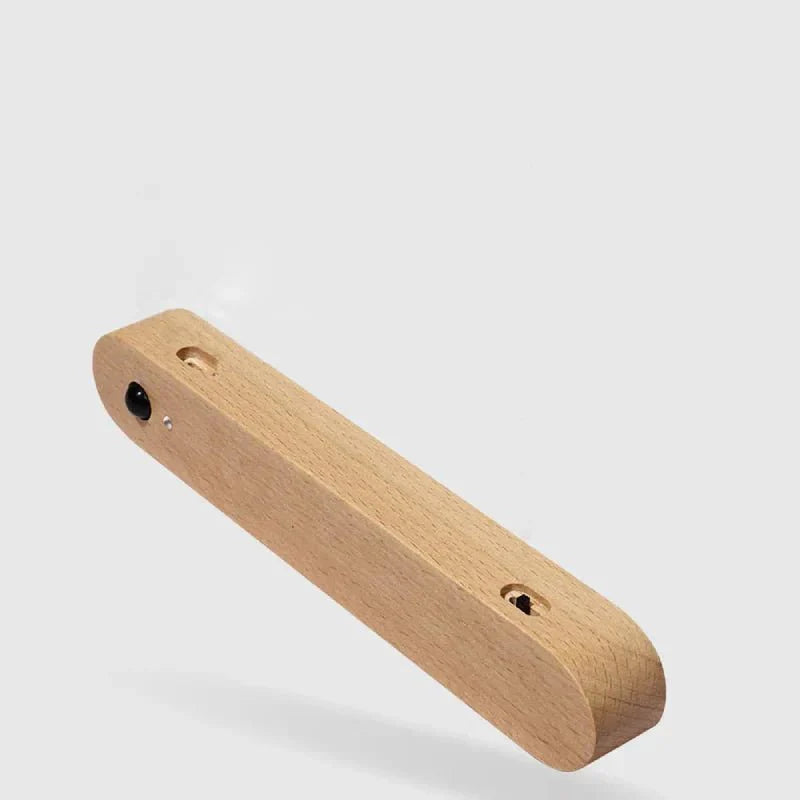 RadiKey | Magnetische houten sleutelhouder met sensor-led, wandgemonteerde organizer voor thuis
