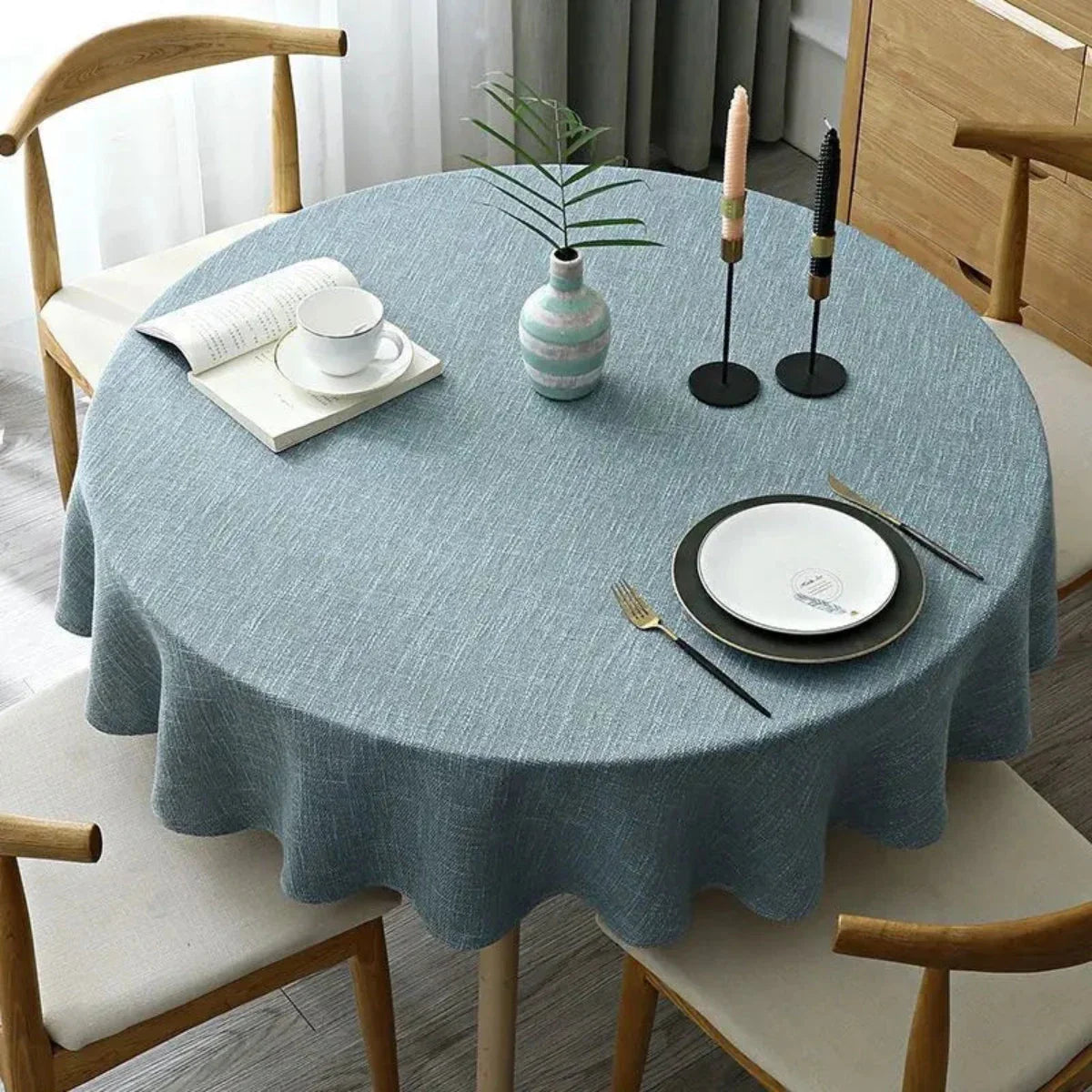 Clothara | Elegant linnen tafelkleed – Stijlvolle tafelbekleding voor eetkamer en keuken thuis