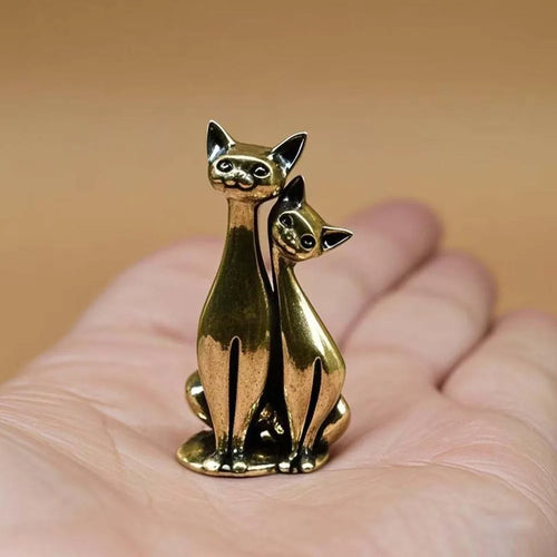 Catmora | Vintage bronzen kattenbeeldje – Romantisch kattenbeeldje voor in huis