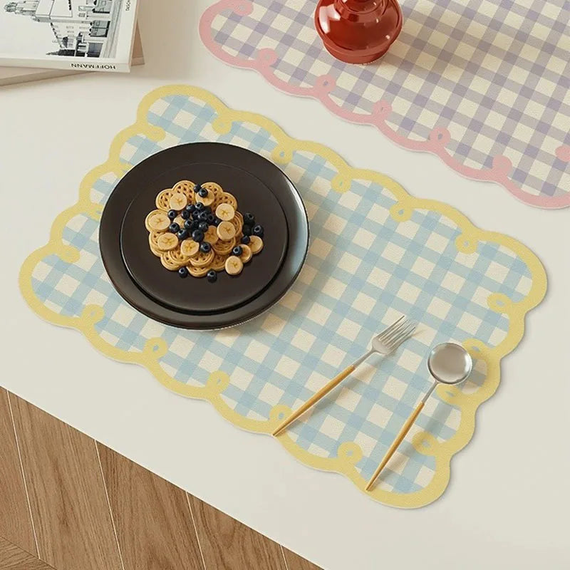 ElegraMat | Luxe lederen placemats – Stijlvolle en duurzame decoratie voor eetkamer en keuken