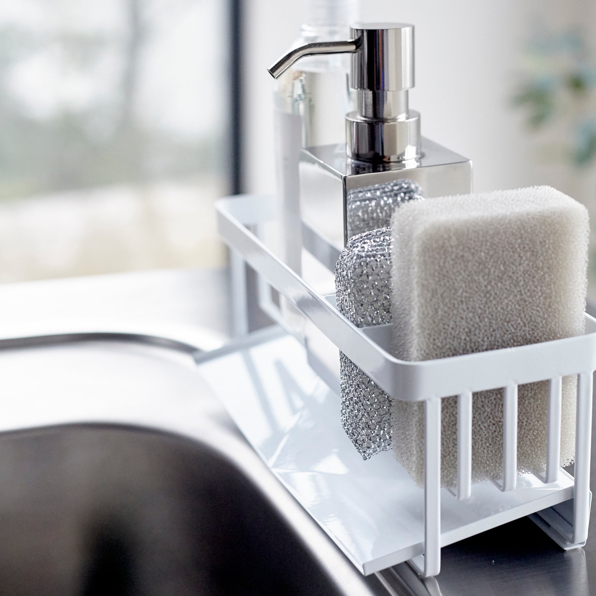SpongeHaven | Innovatieve afdruipbak voor sponzen – Opbergruimte voor sponzen en zeep bij de gootsteen