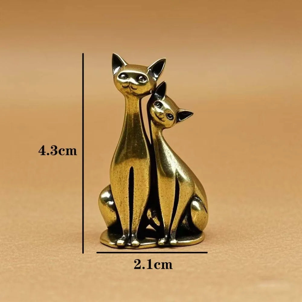 Catmora | Vintage bronzen kattenbeeldje – Romantisch kattenbeeldje voor in huis