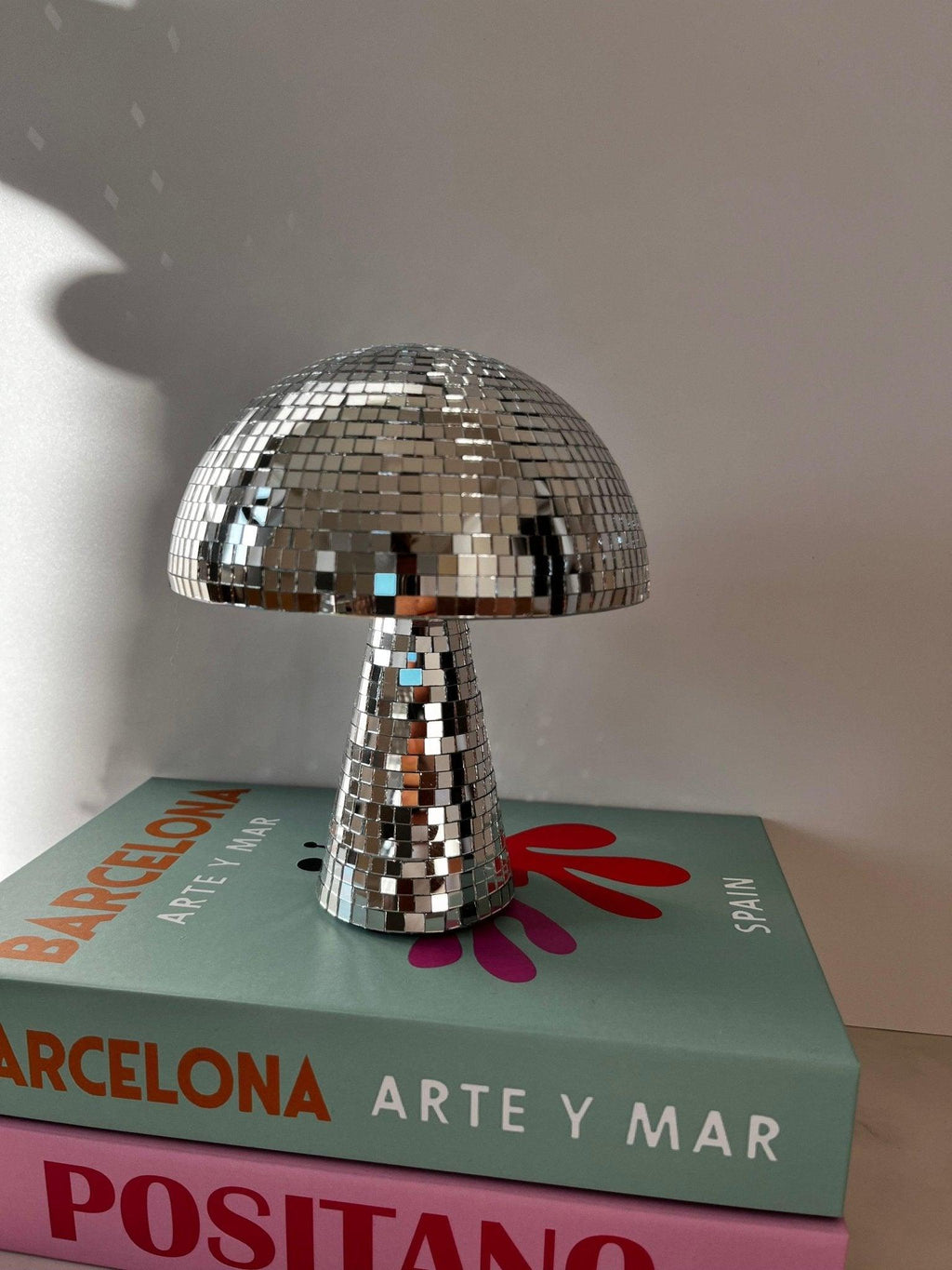 DazzleSpore | Disco Bal Paddestoel Home Decor - Funky LED Licht, Moderne Paddestoel Sculptuur
