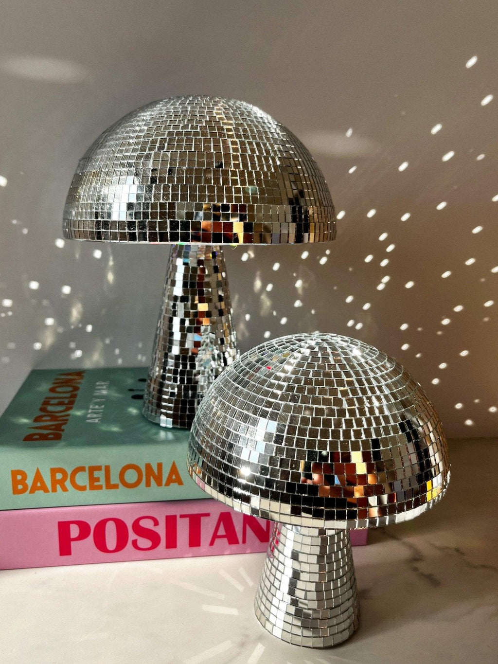 DazzleSpore | Disco Bal Paddestoel Home Decor - Funky LED Licht, Moderne Paddestoel Sculptuur