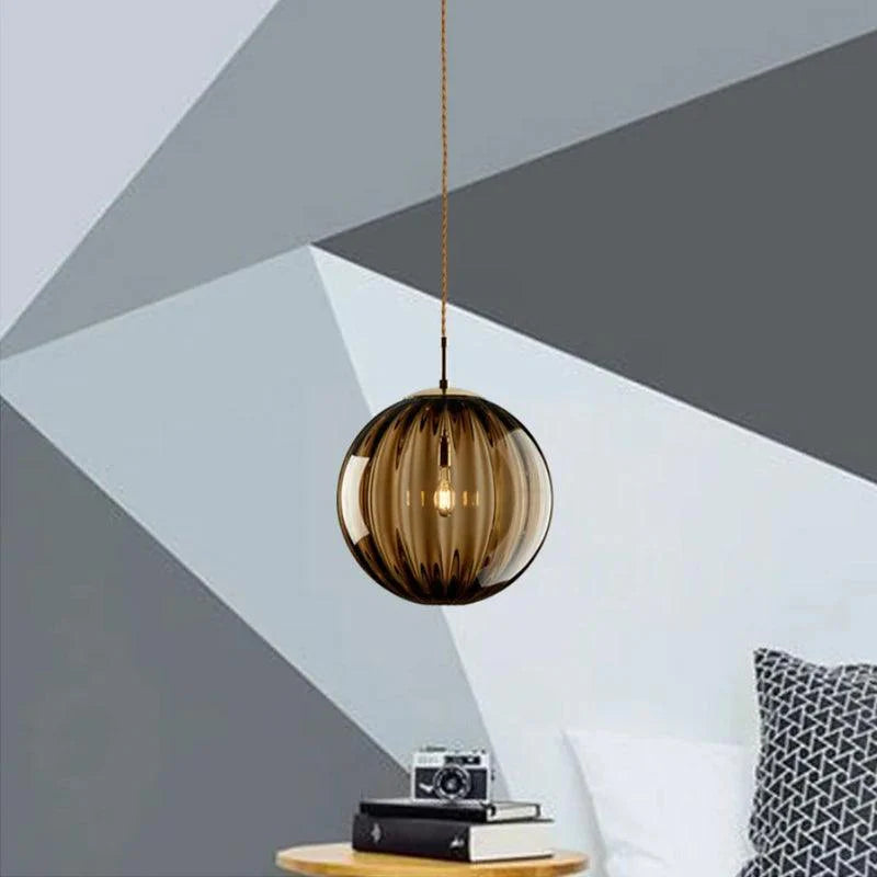 LuxeSphere | Retro luxe gegolfde globe hanglamp