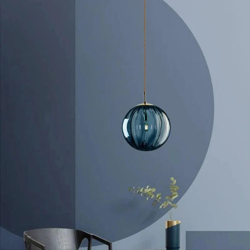 LuxeSphere | Retro luxe gegolfde globe hanglamp