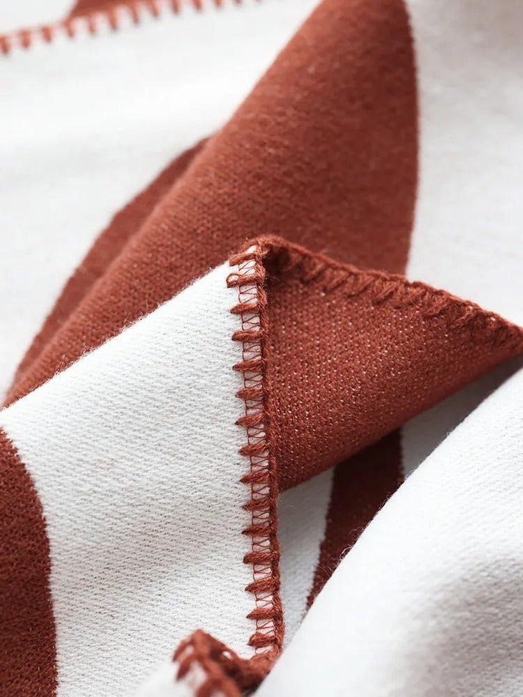 BohoHaze | Moderne Boheemse Abstracte Werpdeken - Decoratieve Deken in Scandinavische stijl