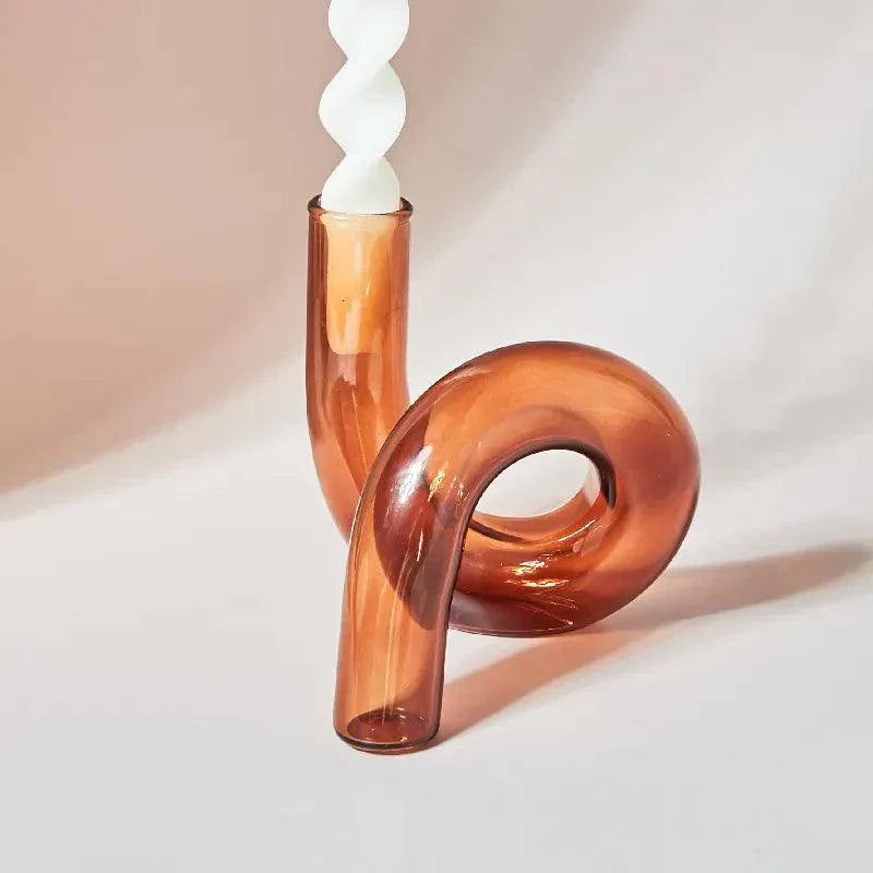 VividTwist | Gedraaide Glazen Kandelaarhouder - Levendige Kleur, Artistiek Woondecor