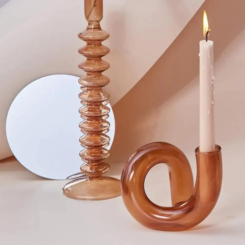VividTwist | Gedraaide Glazen Kandelaarhouder - Levendige Kleur, Artistiek Woondecor