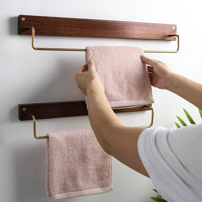 TowelCrest | Elegante Houten Handdoekhouder, Moderne Badkamer Muurbevestiging