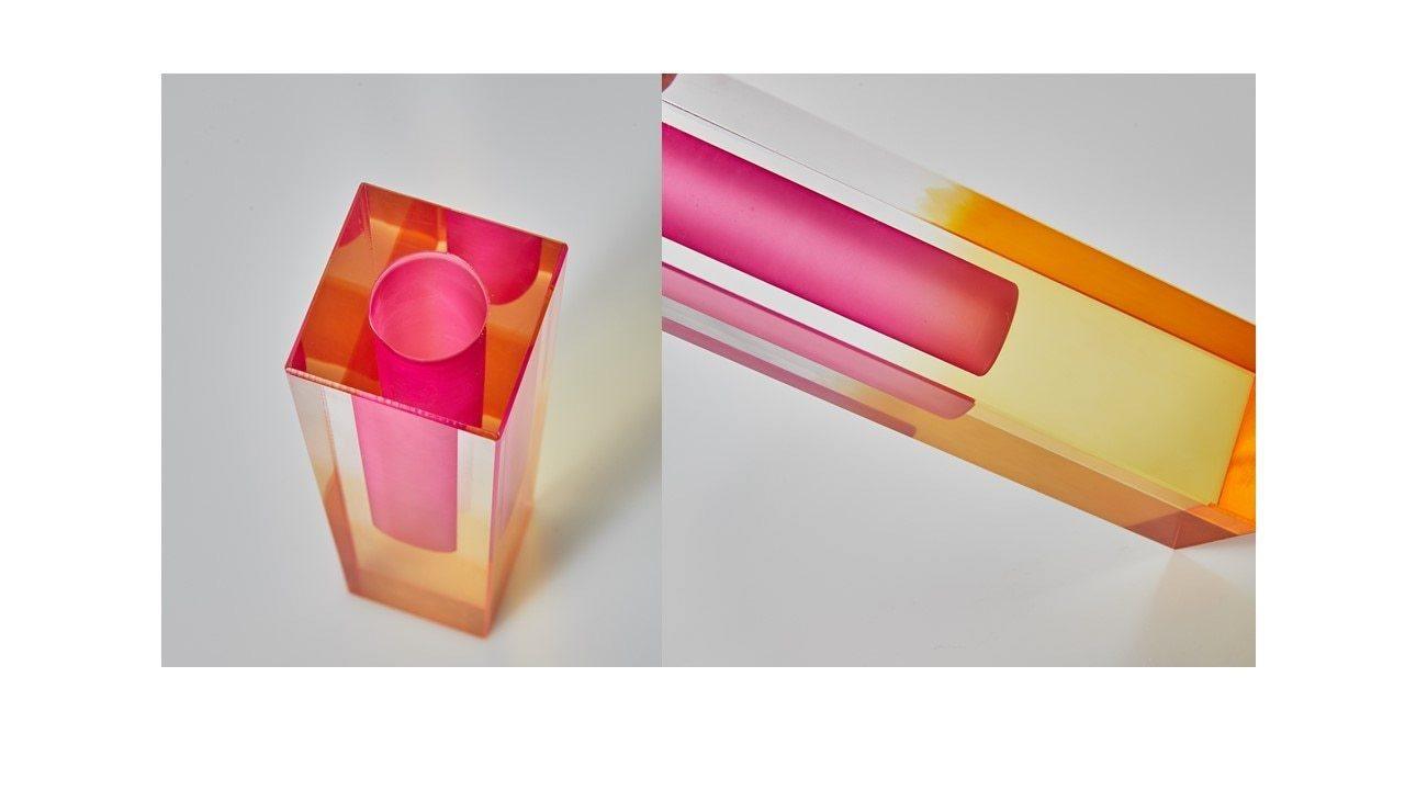 Crystalix | Moderne Acryl Prisma Vaas - Helder Geometrisch Ontwerp voor Binnenhuisdecoraties & Bloemstukken