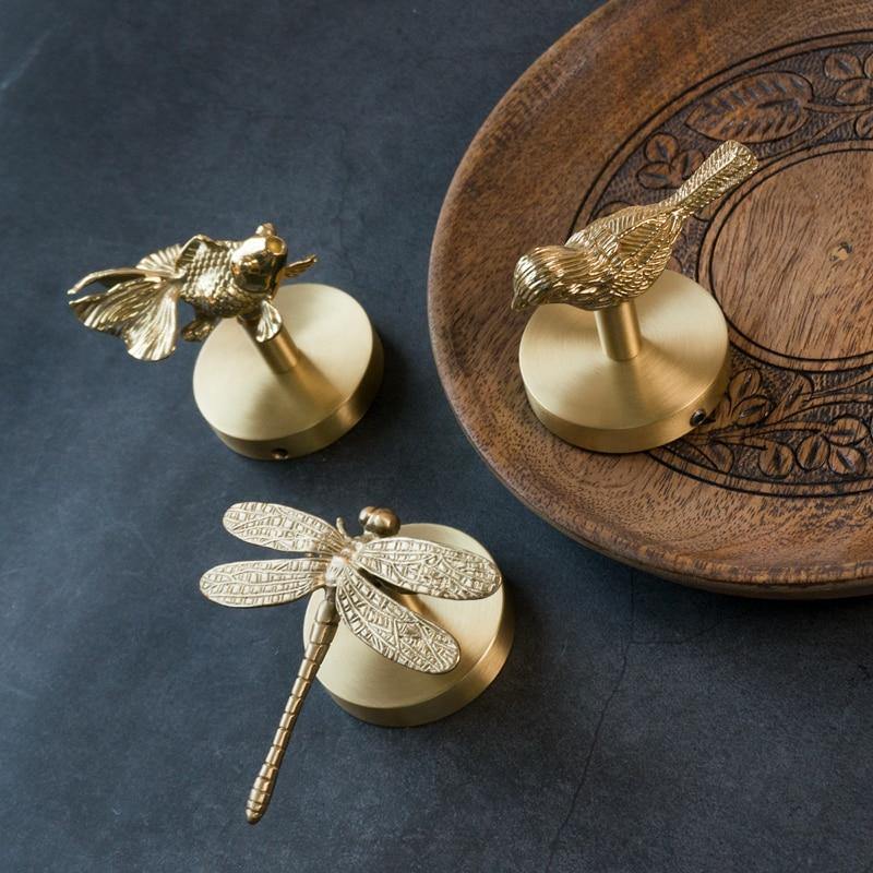 WildHang | Messing Animal Kapstokhaken - Decoratieve Muurhaken met Gouden Accent