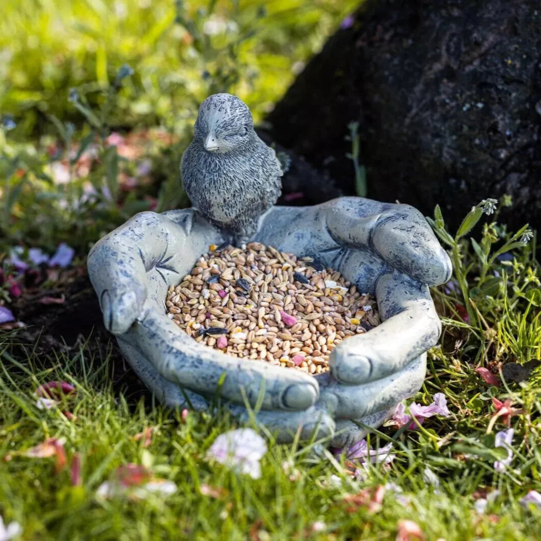 BirdHaven | Liefhebbende hand vogelvoederhuisje - Artistiek Hars Hand Sculptuur voor Buiten Tuindecoratie
