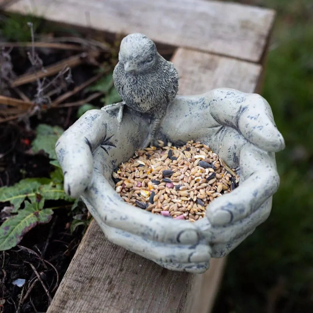 BirdHaven | Liefhebbende hand vogelvoederhuisje - Artistiek Hars Hand Sculptuur voor Buiten Tuindecoratie