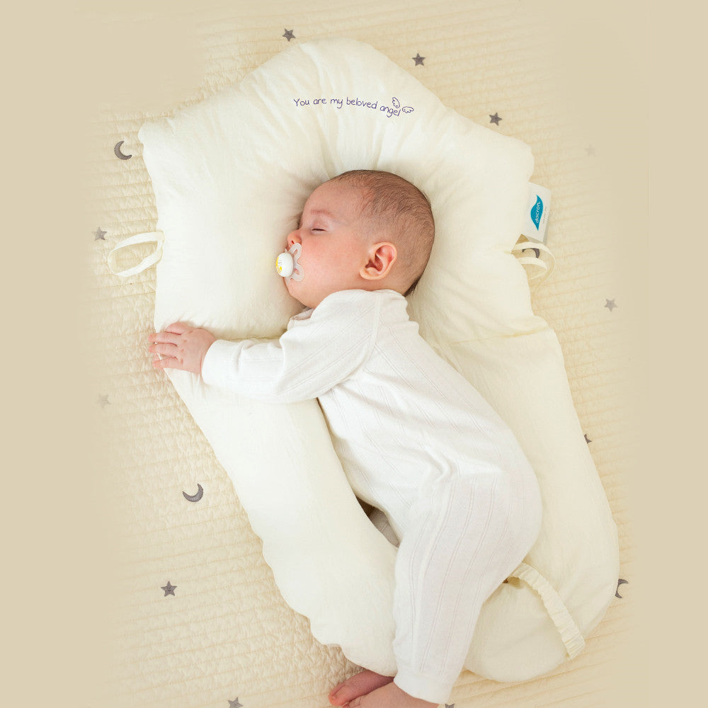 SafeCuddle | Antibacterieel babyknuffelkussen – Zacht, hygiënisch en veilig slaapkussen voor baby's