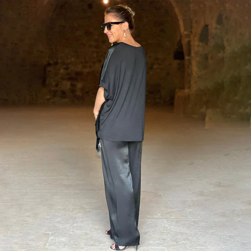 Kexella | Satijnen Tweedelige Set – V-Hals Top & Losvallende Broek, Elegante Satijnen Loungewear