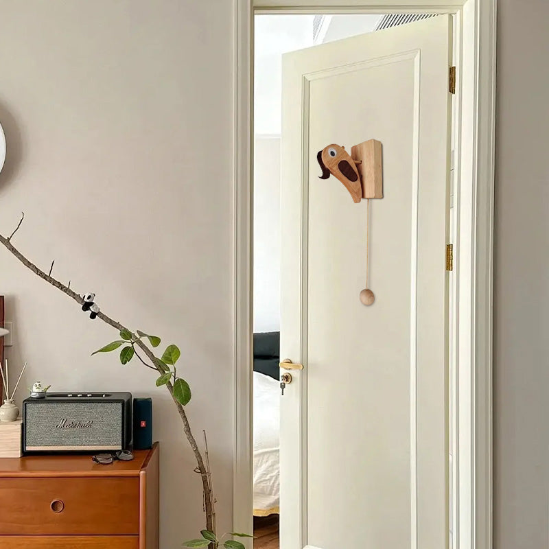 KnockPecker | Houten spechtdeurklopper – Handgemaakte rustieke deurbeslag, uniek decoratief accessoire