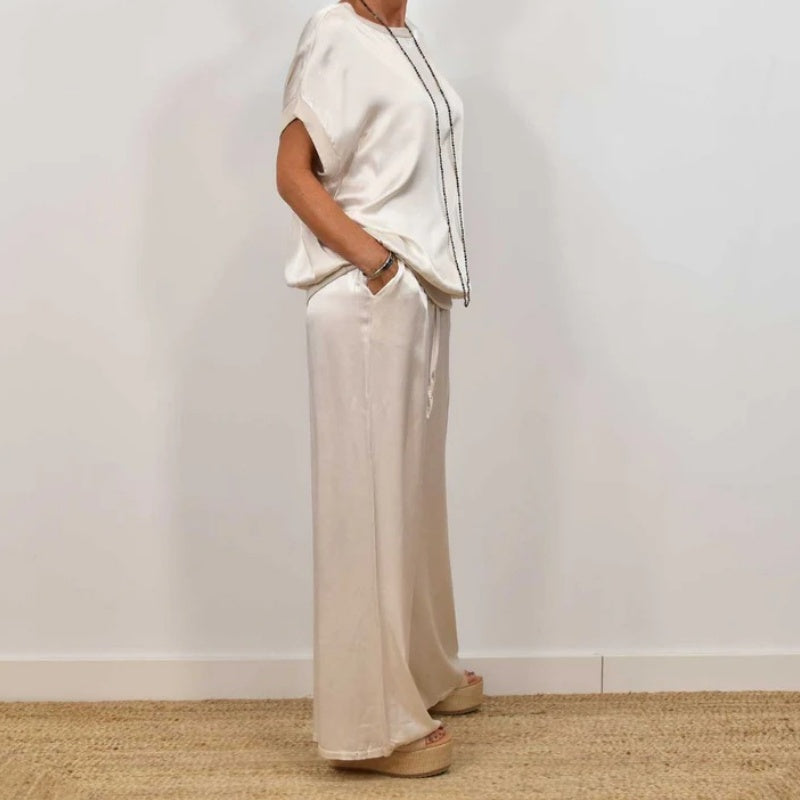 Sybilla | Satijnen tweedelige set – top & brede broek, casual elegante lounge- en zomeroutfit