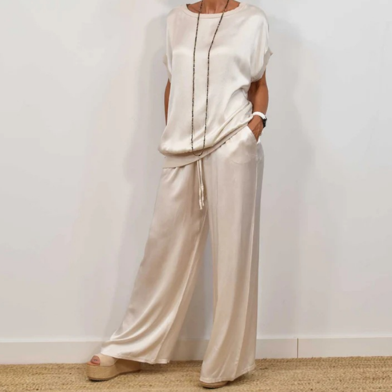 Sybilla | Satijnen tweedelige set – top & brede broek, casual elegante lounge- en zomeroutfit