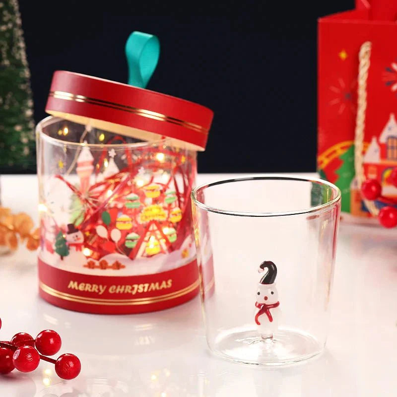 TwinkleCup | Feestelijke transparante glazen mok – Perfect voor kerstdrankjes en cadeauverpakkingen