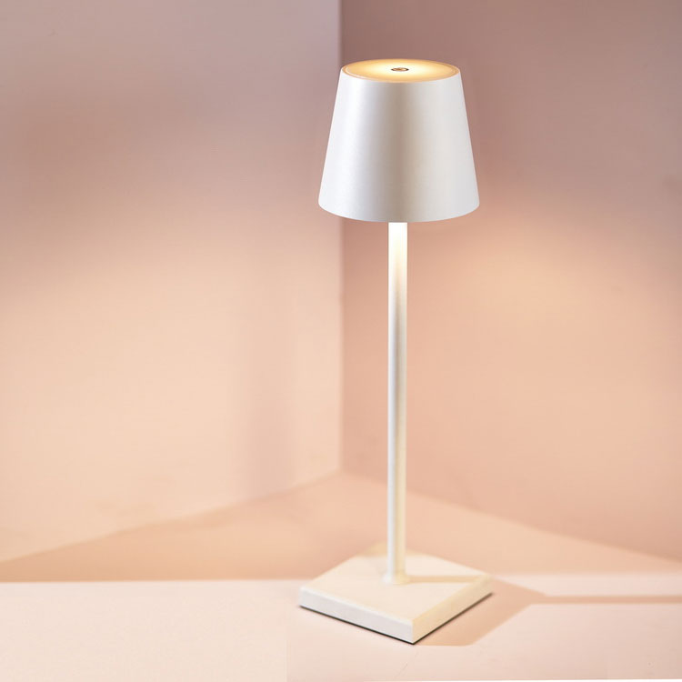 ClassicLume | Moderne draadloze bureaulamp