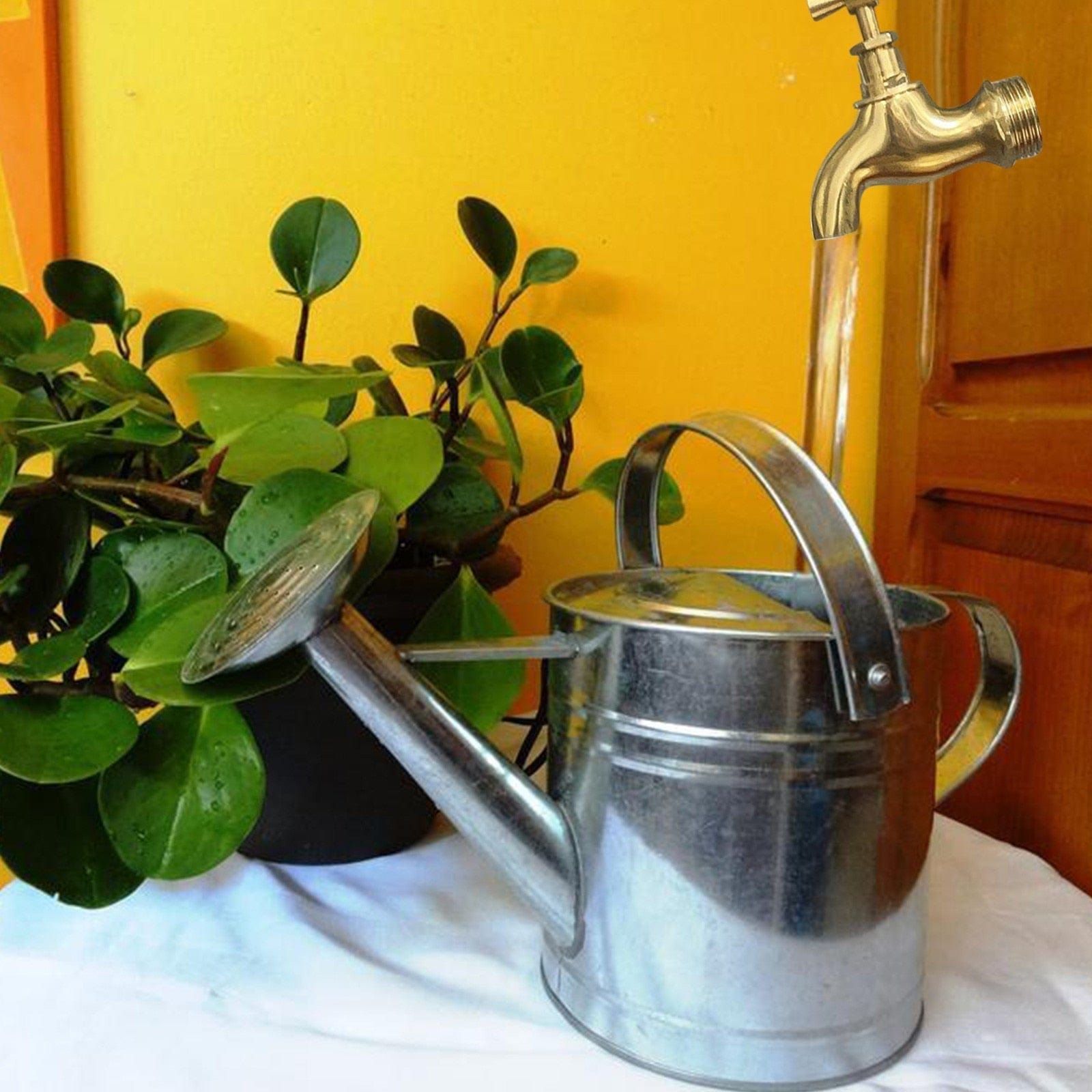 MystiTap | Magische zwevende kraan – Illusie waterornament voor binnen en buiten